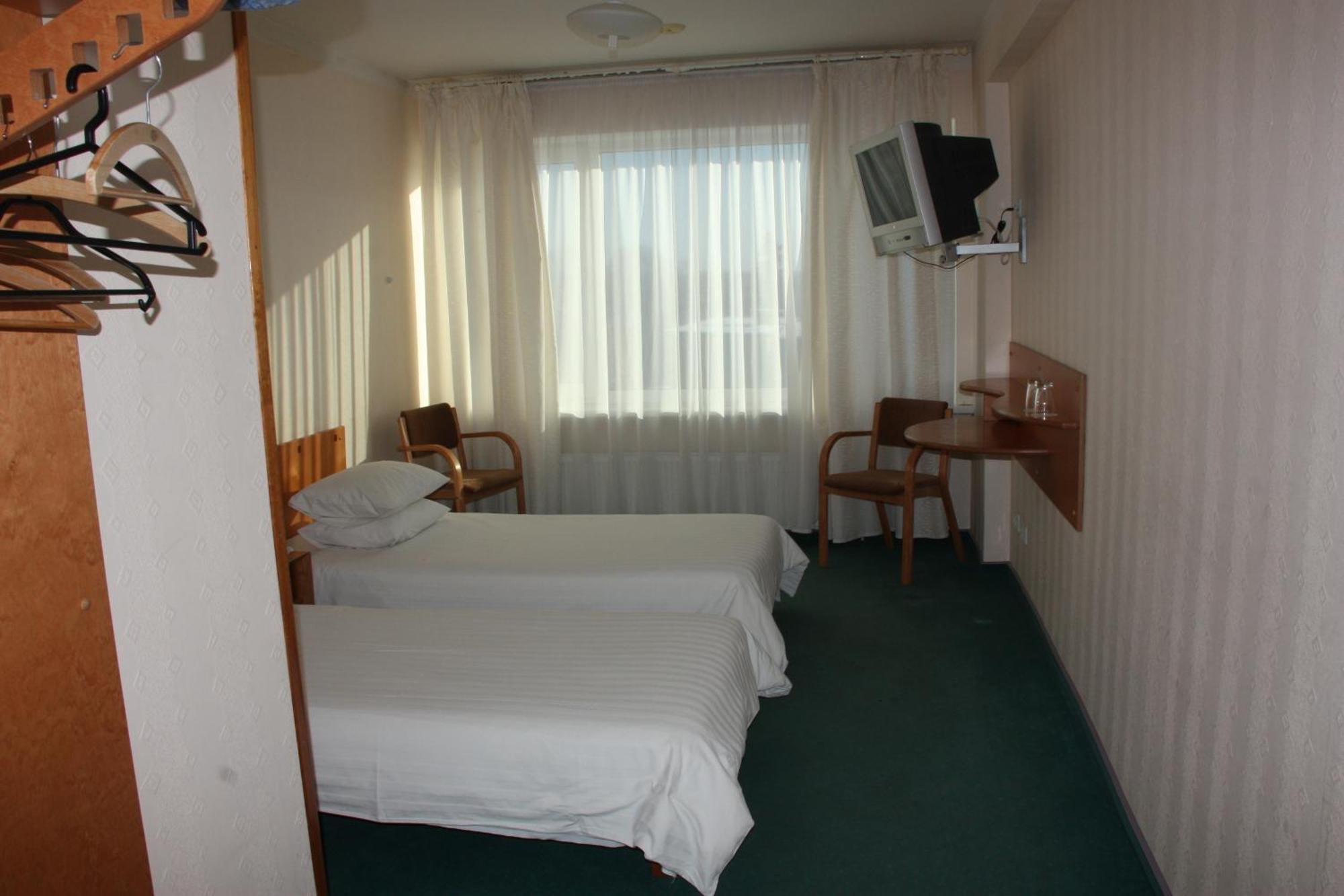 Hotel Madona Habitación foto